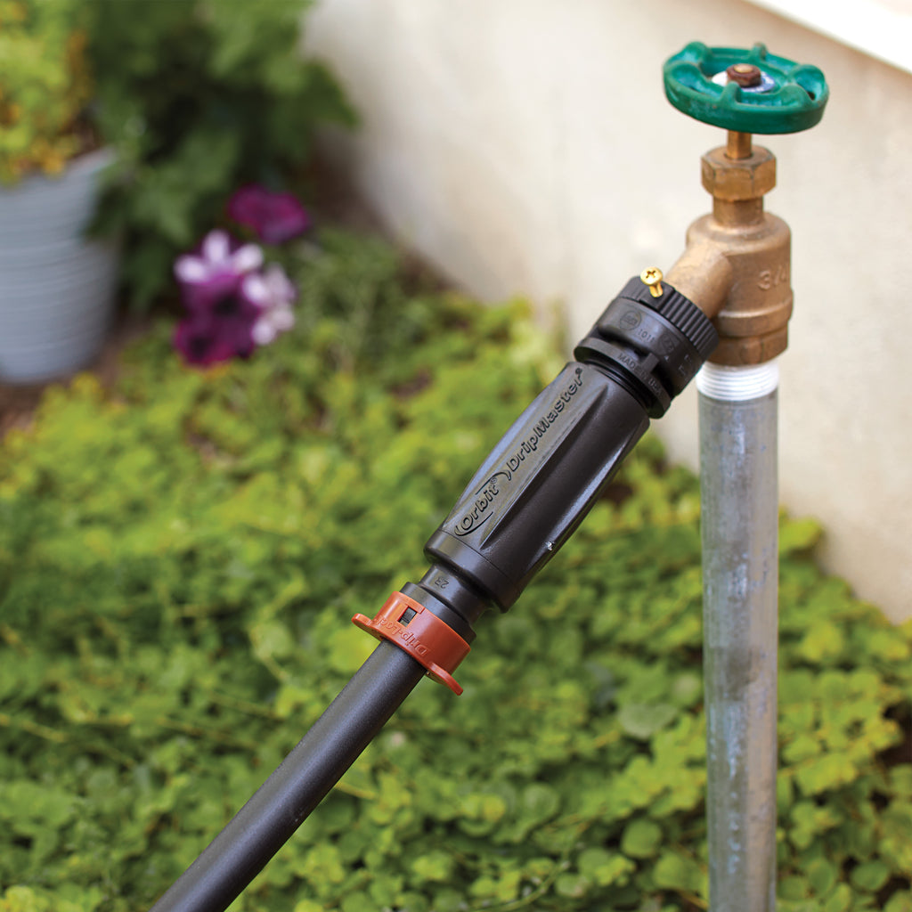 Filtro, regulador de presión y adaptador de tubo de goteo 3 en 1 Drip-Lock® de 3/4 pulg. FHT x 1/2 pulg. 67738