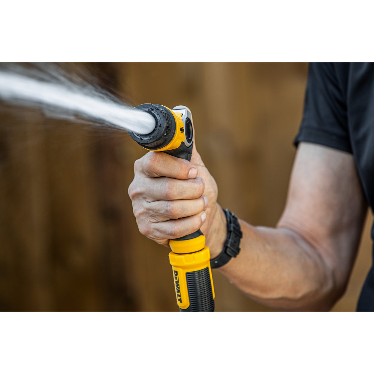 Boquilla ajustable DEWALT Pattern Pro con control de pulgar DXWN3289