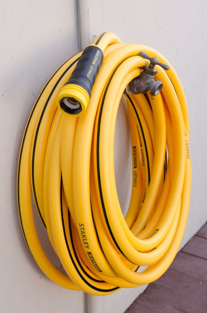 Manguera de agua FATMAX® de grado profesional de 30.5 m x 1.6 cm | BDS6652
